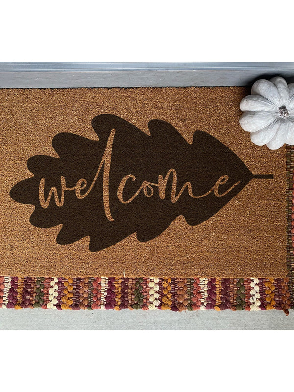 Fall Leaf Welcome Doormat / Welcome Mat / Fall Door Mat / Autumn Decor / Leaf / Seasonal / Fall Decor / Fall Leaves / Fall Decorating